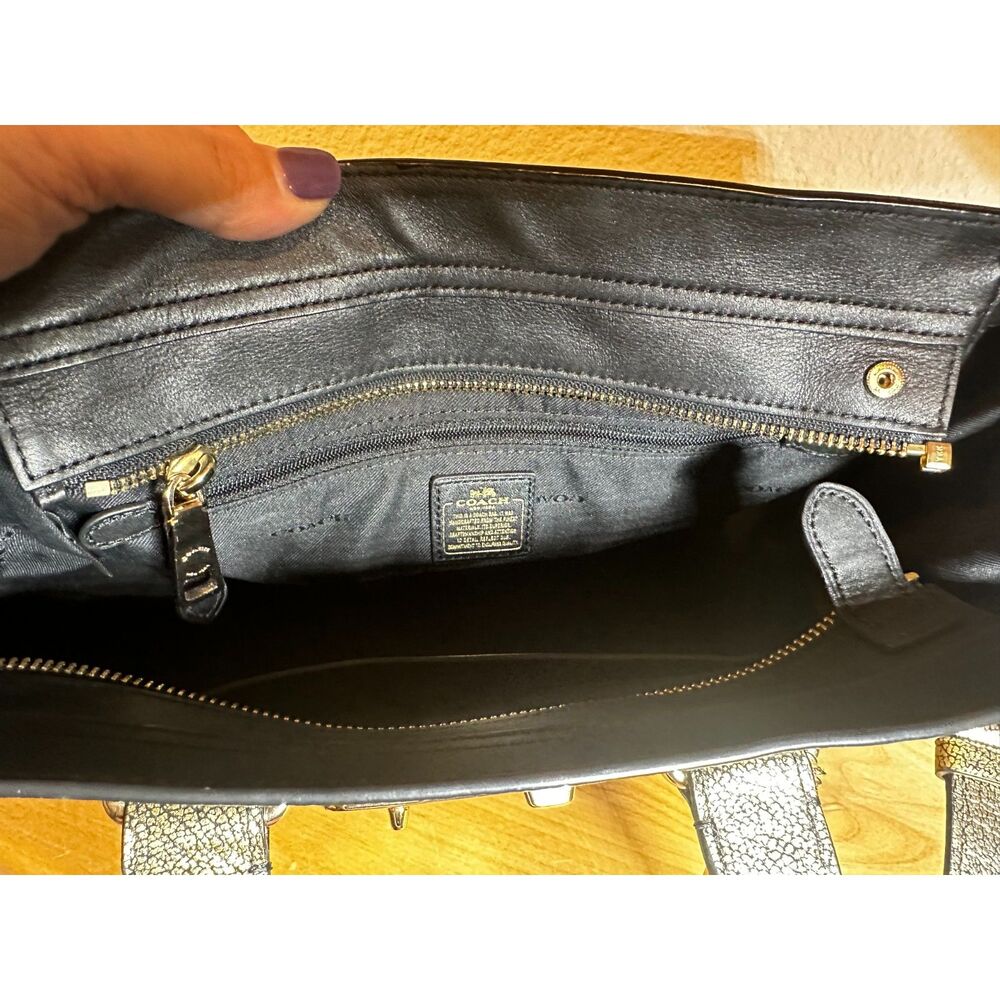 Coach Gold Leather Swagger Medium Carryall Top Handle Bag EUC - Picture 7 of 9